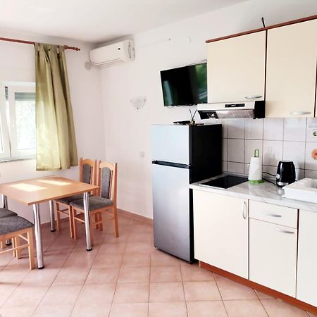 Apartments Zovko Drace Exterior photo