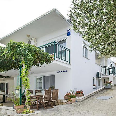 Apartments Zovko Drace Exterior photo