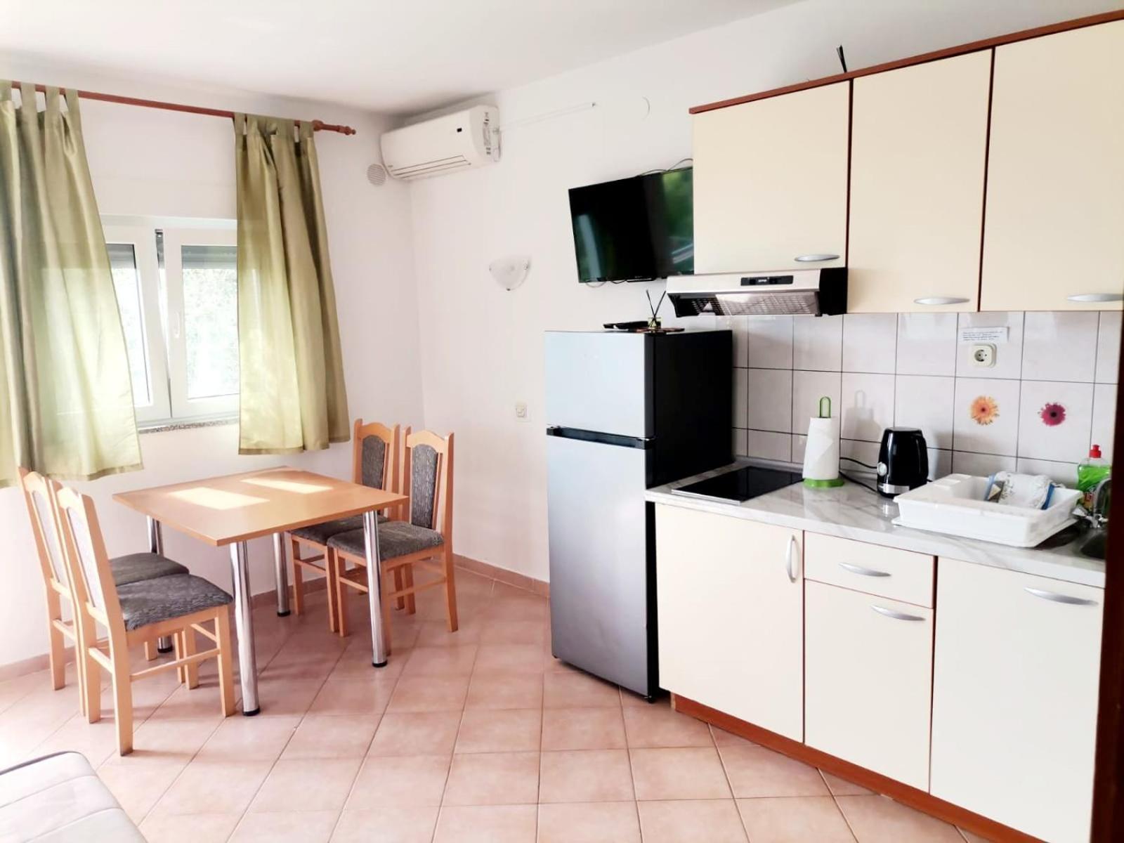 Apartments Zovko Drace Exterior photo