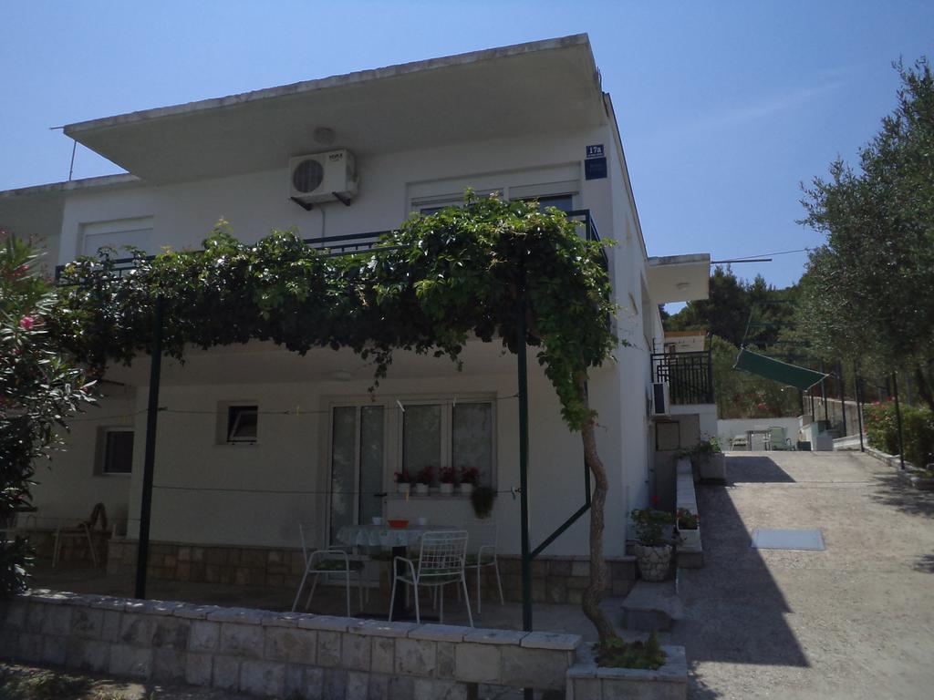 Apartments Zovko Drace Exterior photo