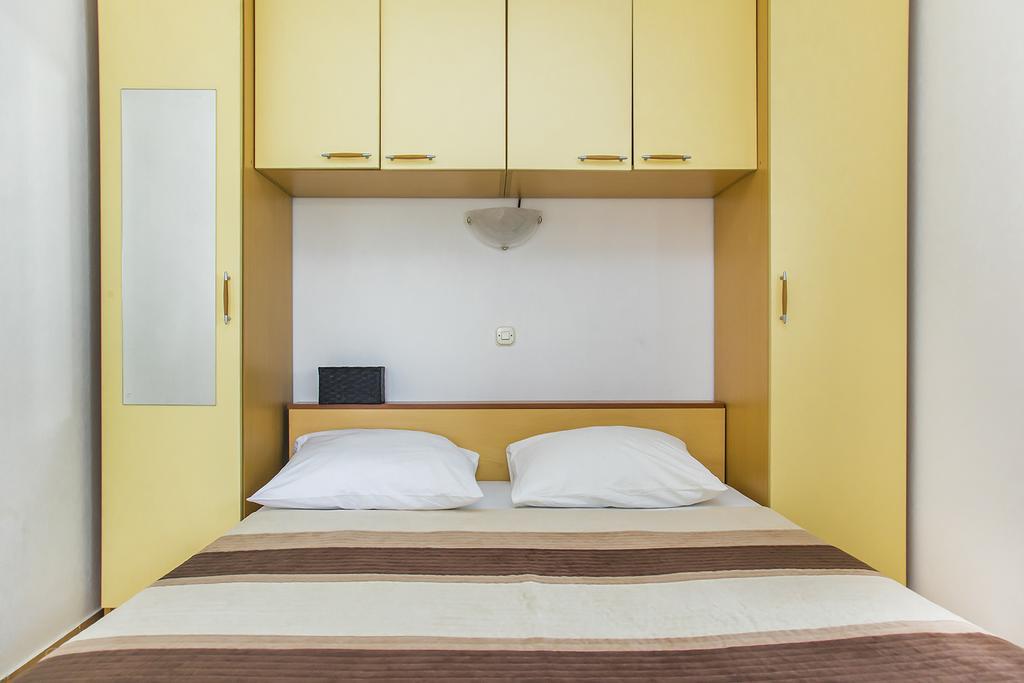 Apartments Zovko Drace Exterior photo